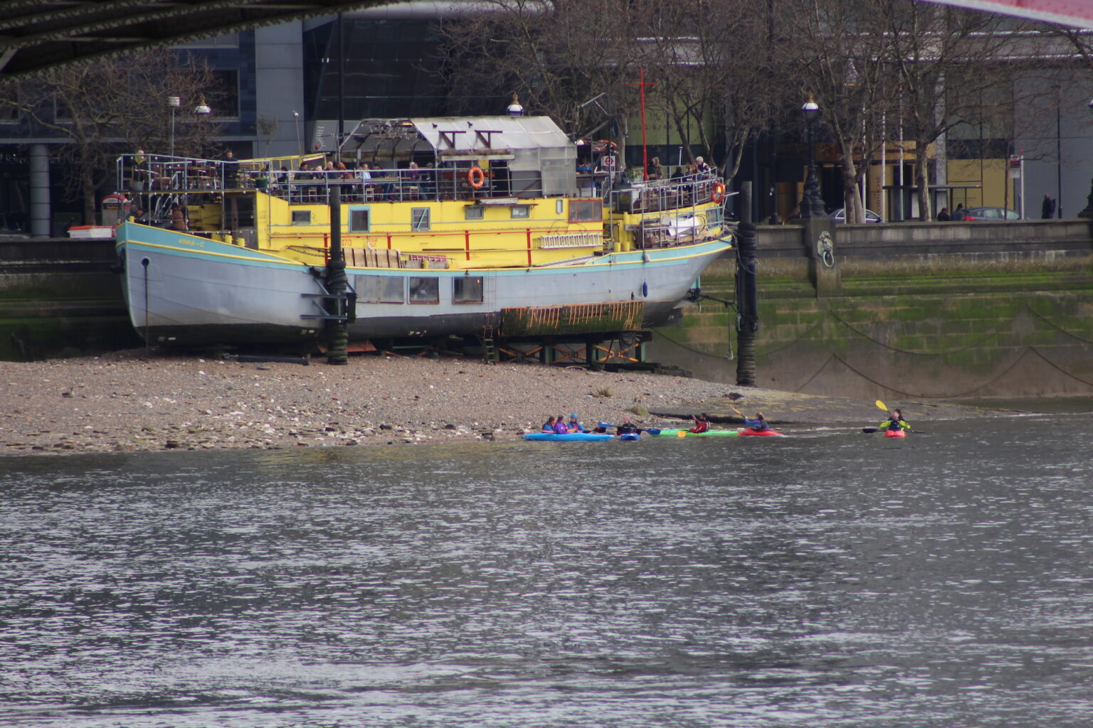 Thames tides Ebb & Flow